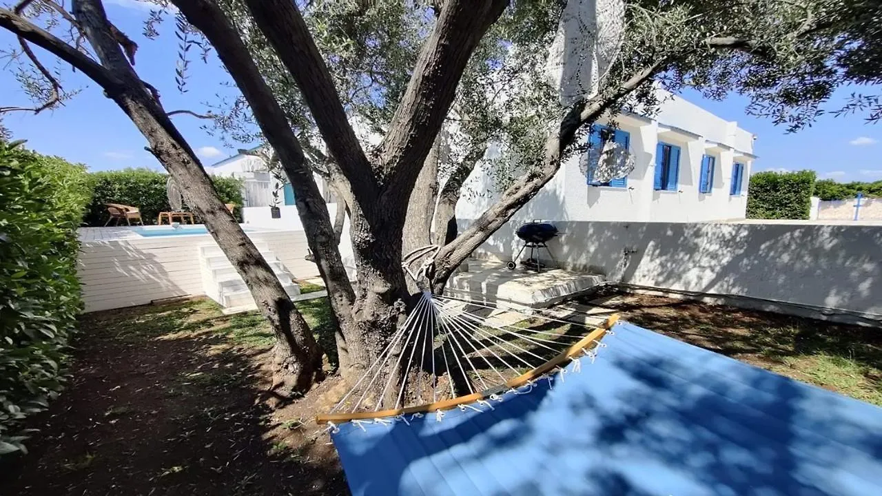 Holiday home Pool Seaside Relais - Ville Ninfea, Marea, Rosa E Cassiopea Fontane Bianche